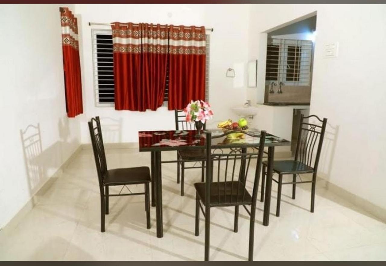 Svp Homestay, Luxury Ac 2bhk Flats, Free Wifi ,tv, Kitchen, Near To Alipiri Fly Over & Highway,free Ac Cab Pickup From Railway Station, Airport Homestay *